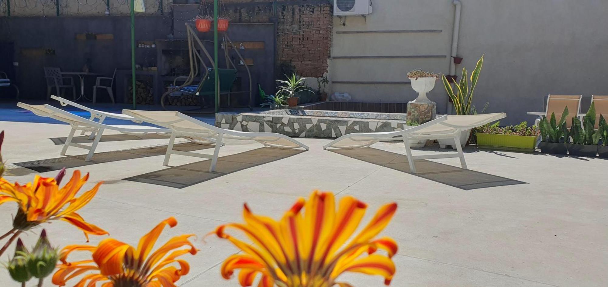 Hotel Hills In Old Tbilisi Ngoại thất bức ảnh