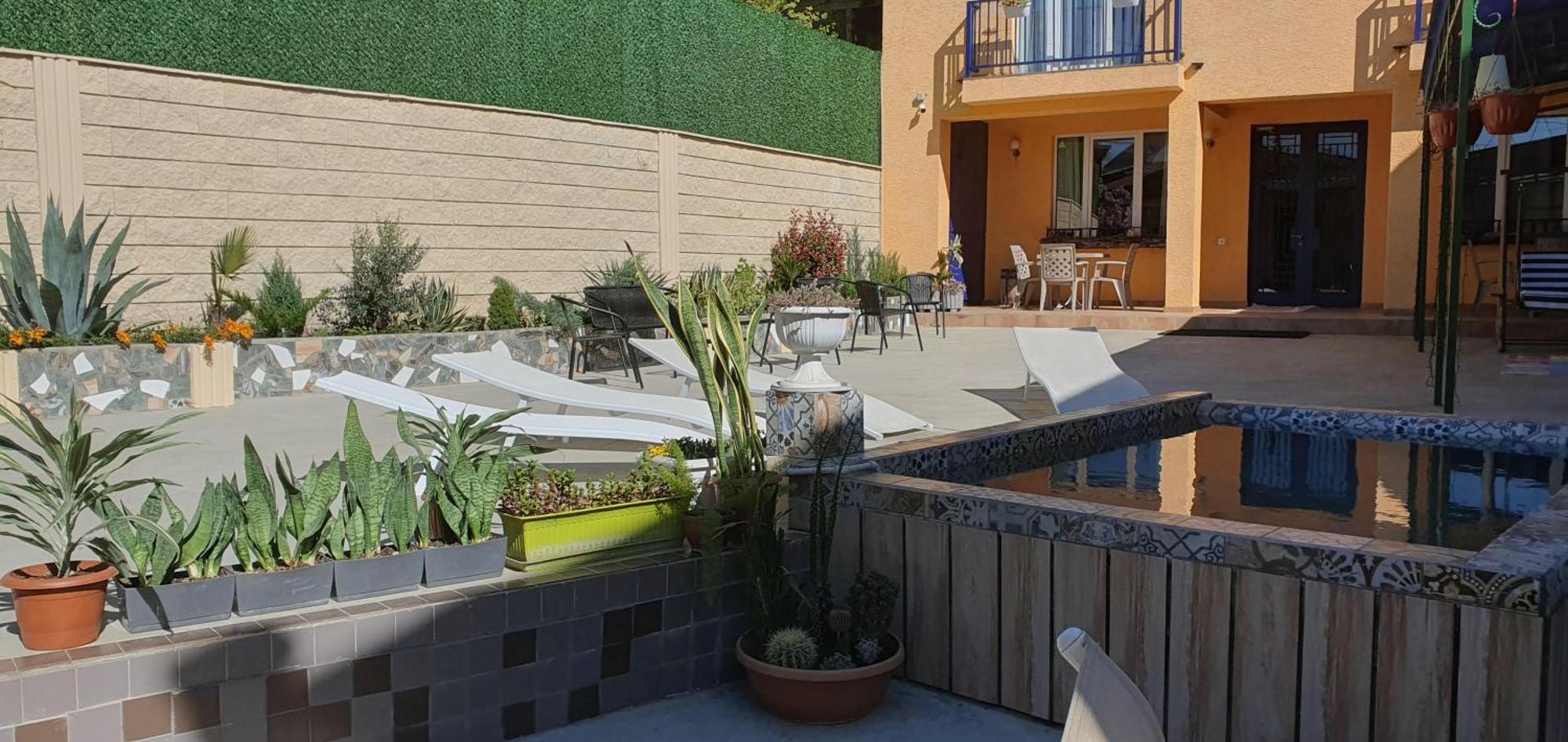 Hotel Hills In Old Tbilisi Ngoại thất bức ảnh