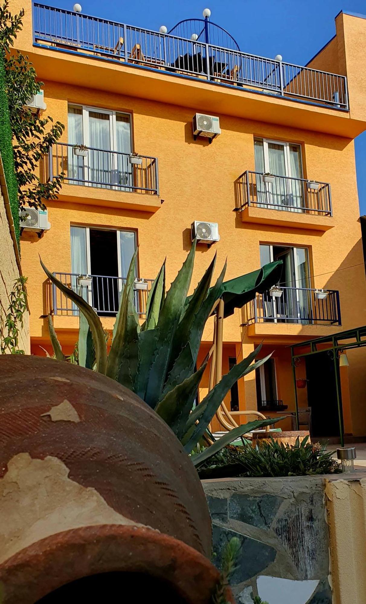 Hotel Hills In Old Tbilisi Ngoại thất bức ảnh